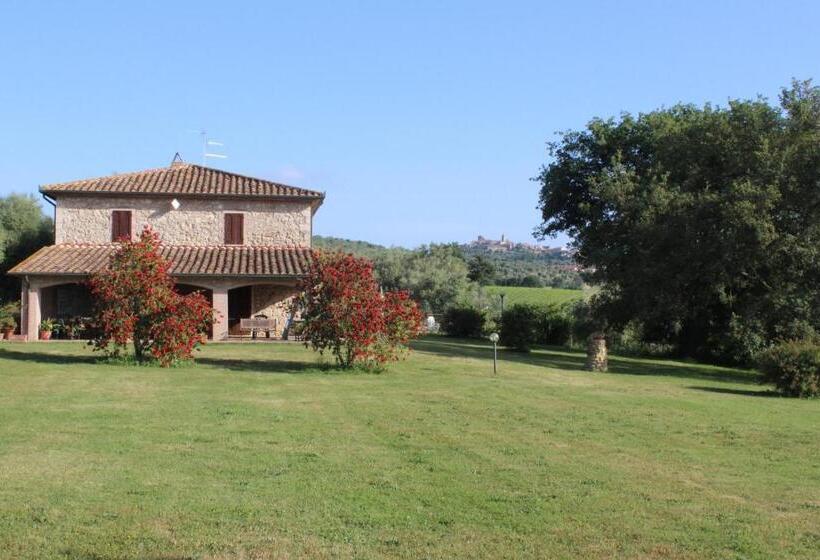 هتل Agriturismo Il Poggiolo