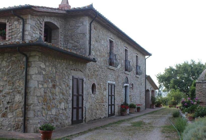 هتل Agriturismo Il Poggiolo