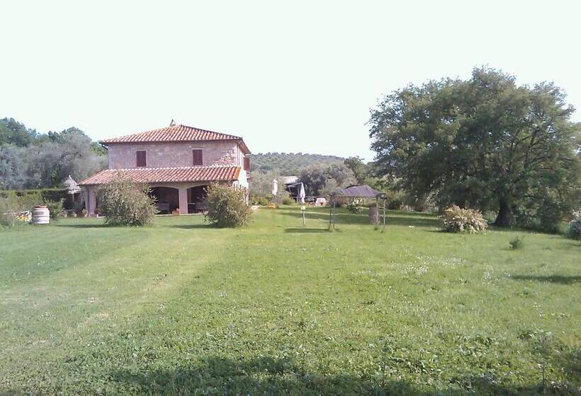 هتل Agriturismo Il Poggiolo