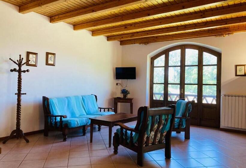 בית מלון כפרי Agriturismo Poderino