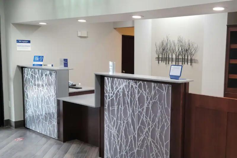 בית מלון כפרי Best Western Clare