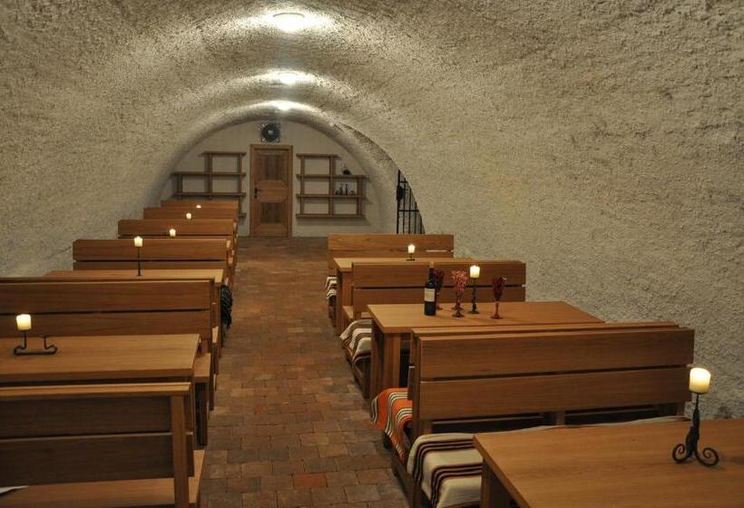 Chateau Herálec Boutique Hotel & Spa By L Occitane