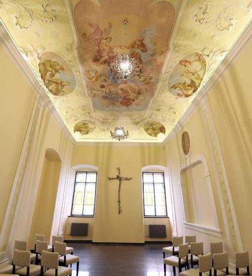 Chateau Herálec Boutique Hotel & Spa By L Occitane