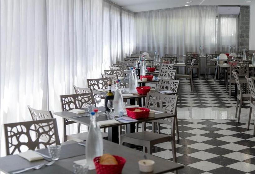 酒店 Club La Villa