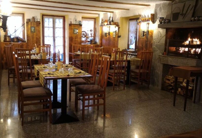 Отель Edelweiss