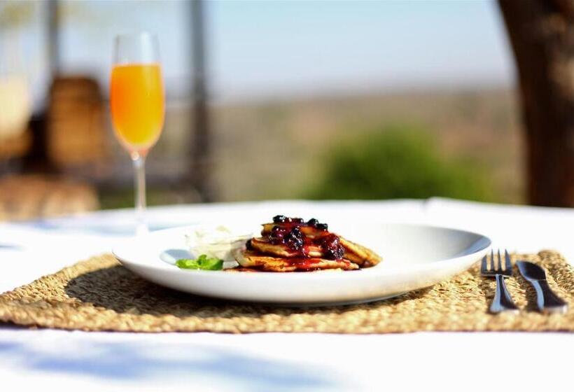 호텔 Ivory Wilderness River Rock Lodge