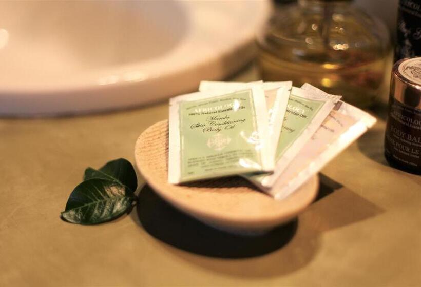 호텔 Ivory Wilderness River Rock Lodge