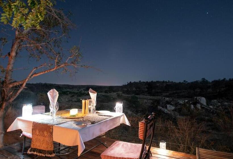 호텔 Ivory Wilderness River Rock Lodge