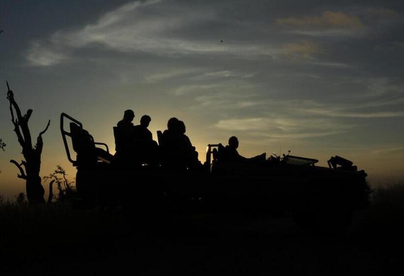 호텔 Ivory Wilderness River Rock Lodge