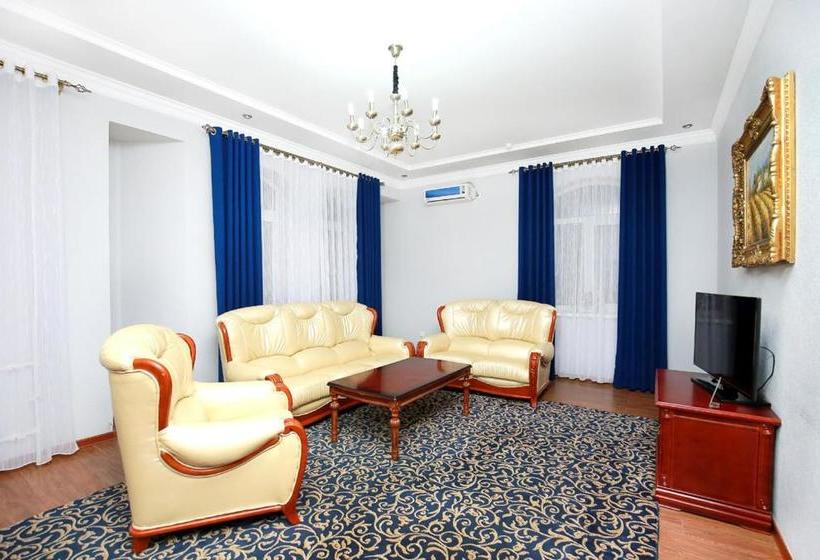 هتل Khujand Deluxe