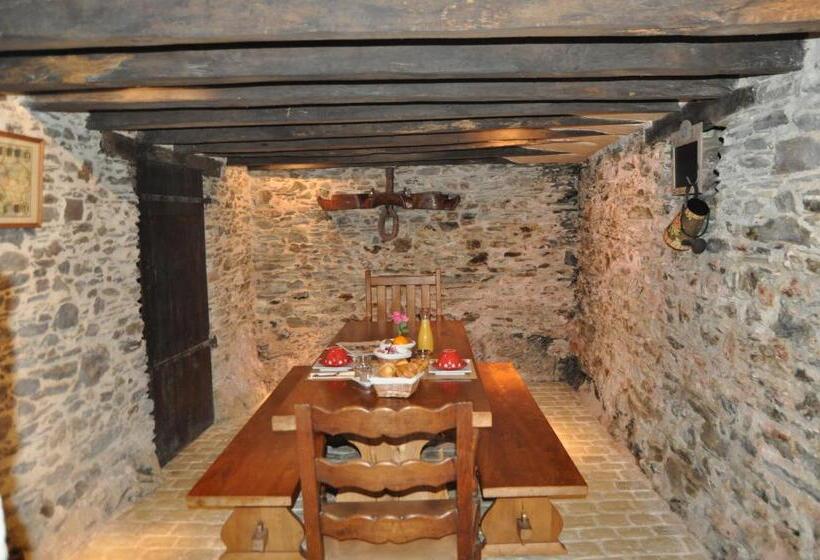 בית מלון כפרי L'auberge Du Tire Bouchon