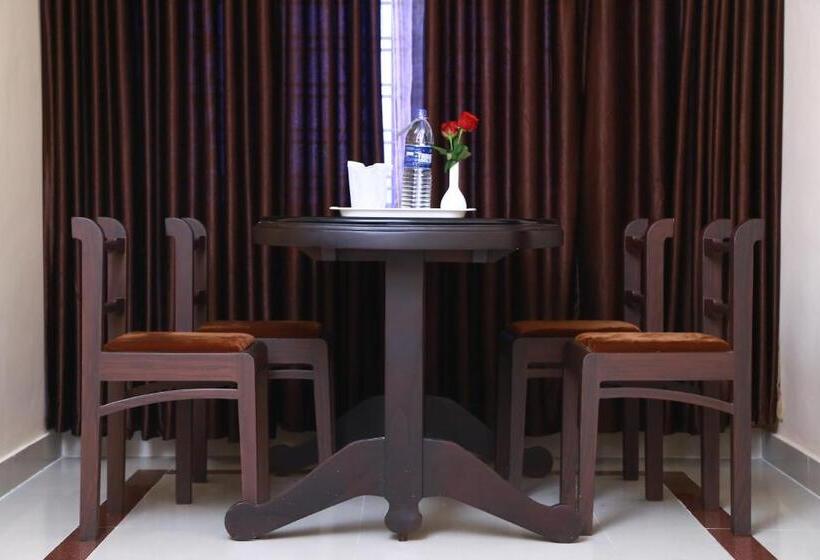 ホテル Orison Residency