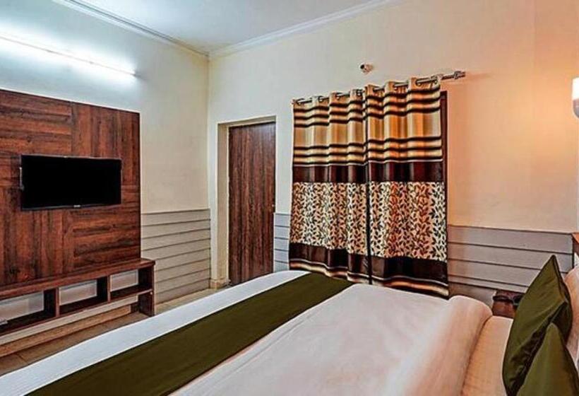 Fabhotel Kk Residency