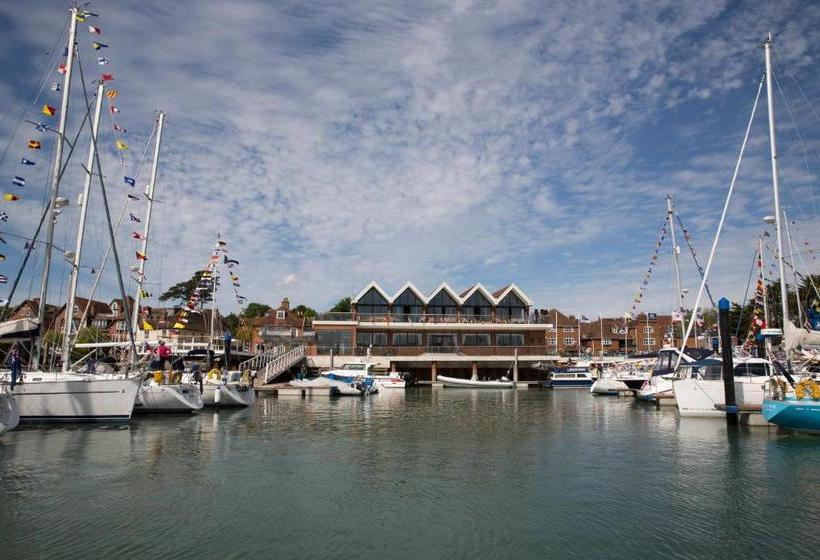 酒店 Royal Southern Yacht Club