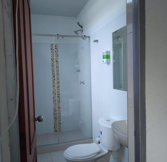 Отель Servituristicos La Esmeralda