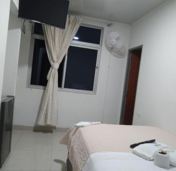 Отель Servituristicos La Esmeralda