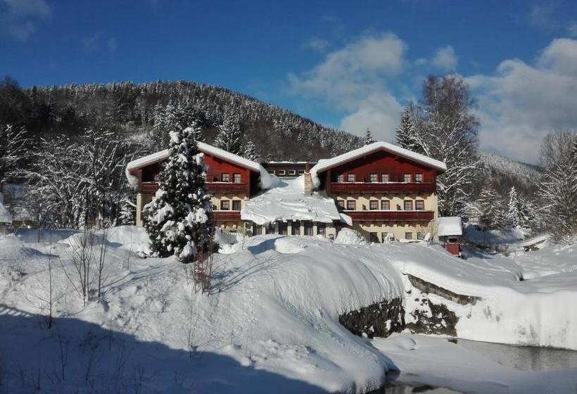 Отель U Můstků