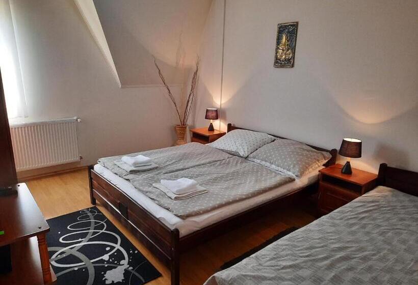 Megálló Wellness Panzió