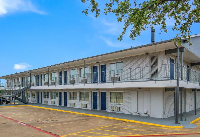 فندق على الطريق Knights Inn North Richland Hills