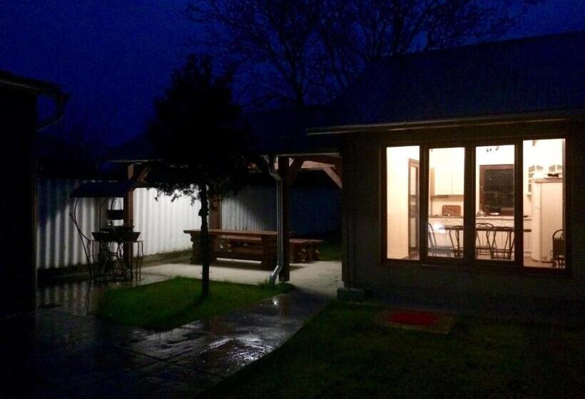 פנסיון Bereg Travel