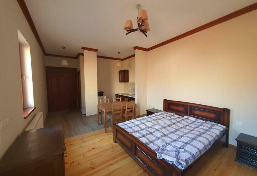 פנסיון Bereg Travel