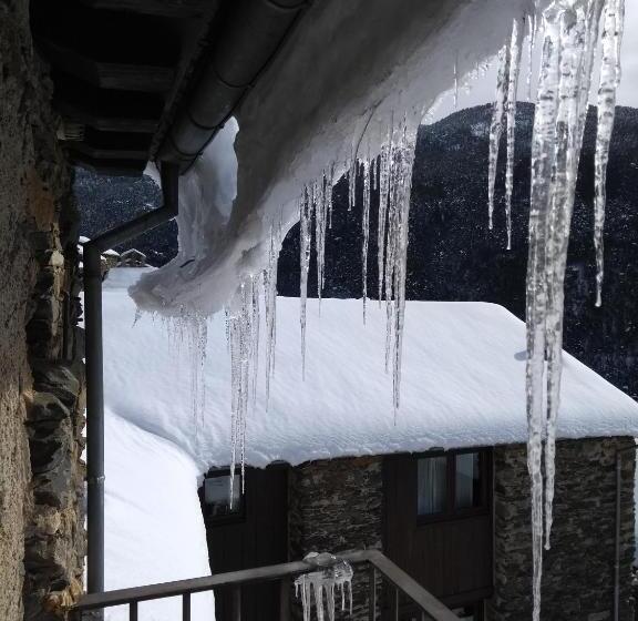 膳宿费 Can Bonada