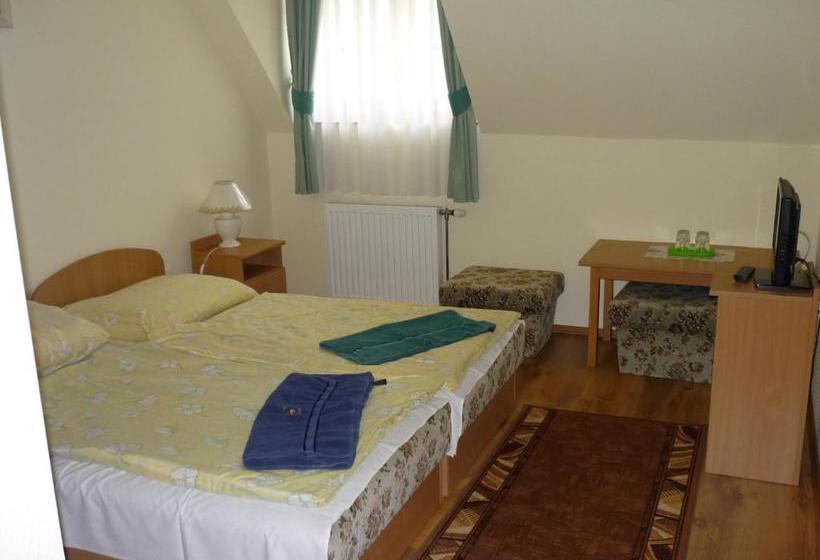 פנסיון ádám Tanya Fogadó