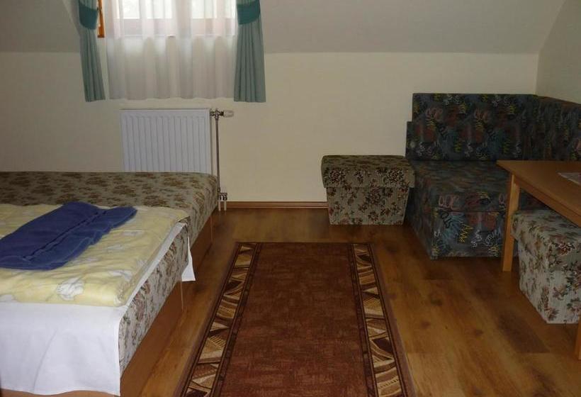 פנסיון ádám Tanya Fogadó