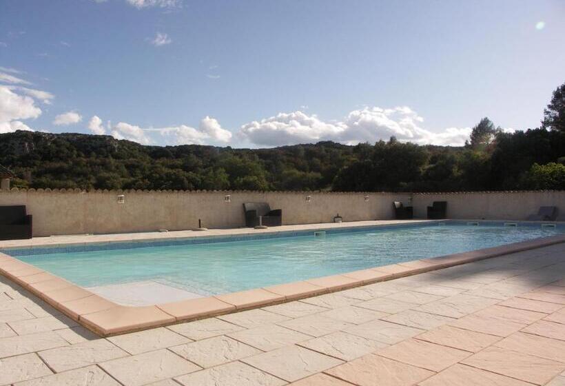 פנסיון Domaine Saint Martin