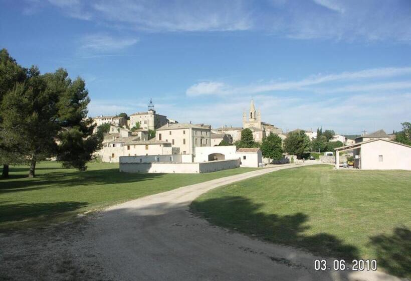 بنسيون Domaine Saint Martin