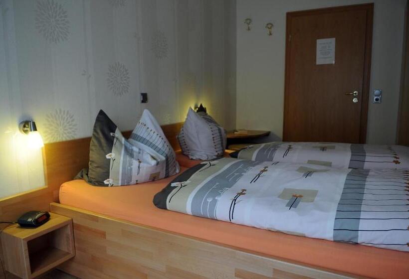 ペンション Gästehaus Petra