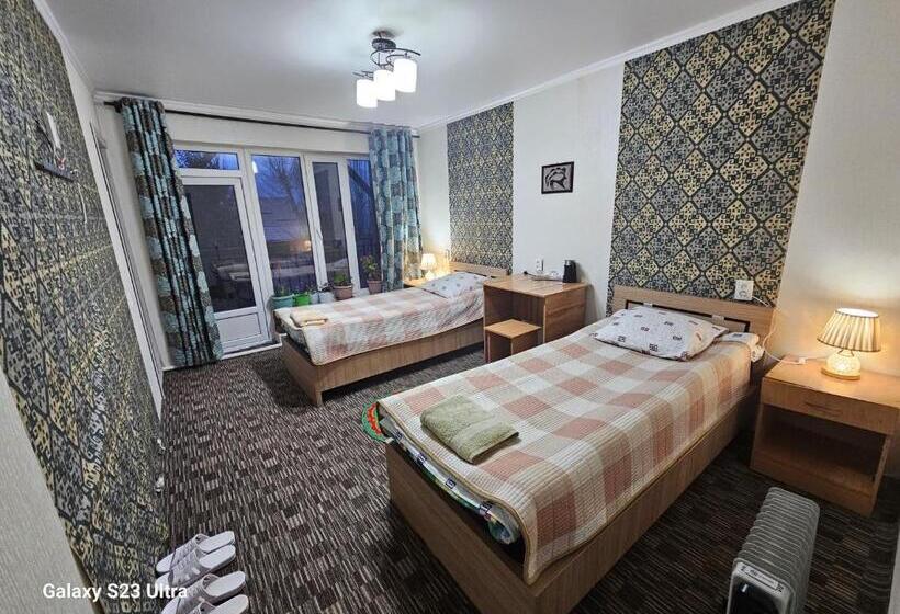 پانسیون Guest House Mira