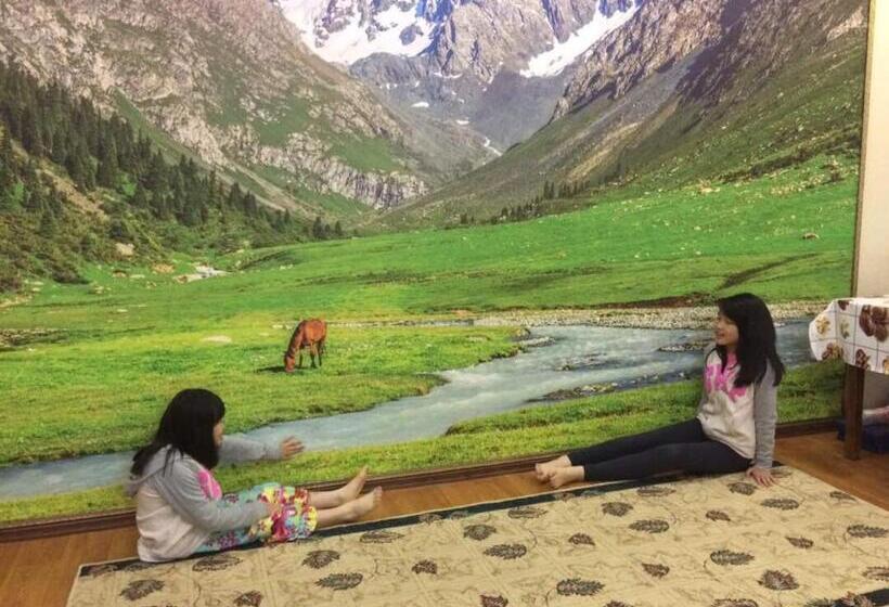 پانسیون Guest House Mira