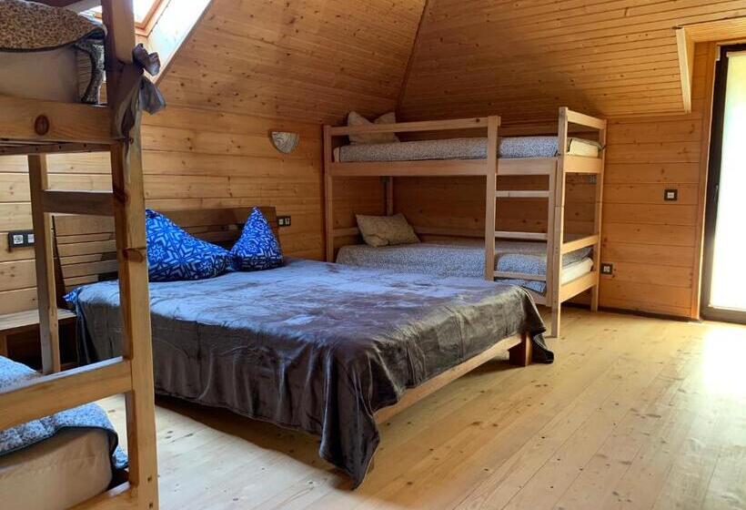 پانسیون Guest House Pid Dubom карпати під дубом