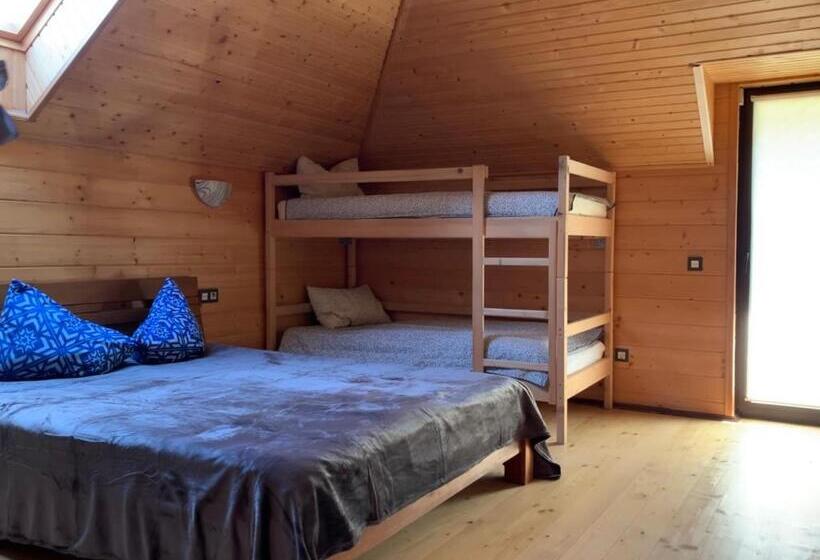 پانسیون Guest House Pid Dubom карпати під дубом