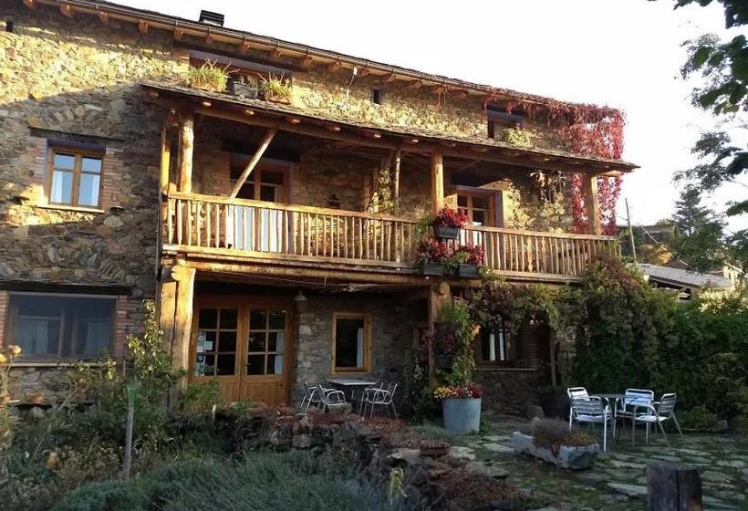 פנסיון Hostal D éller