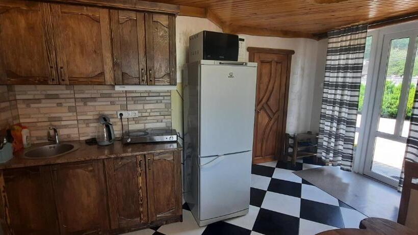 پانسیون Ilkova Sadyba