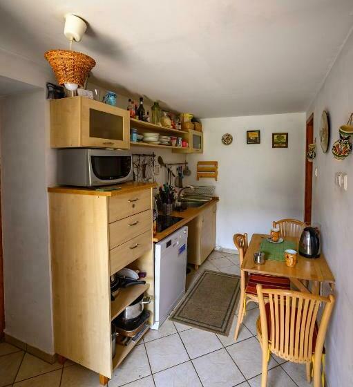 פנסיון Kemencés Vendégház