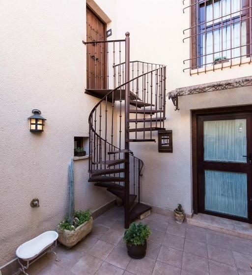 بنسيون La Casa De La Vieja   Alojamiento Rural 3 Y 4 Estrellas