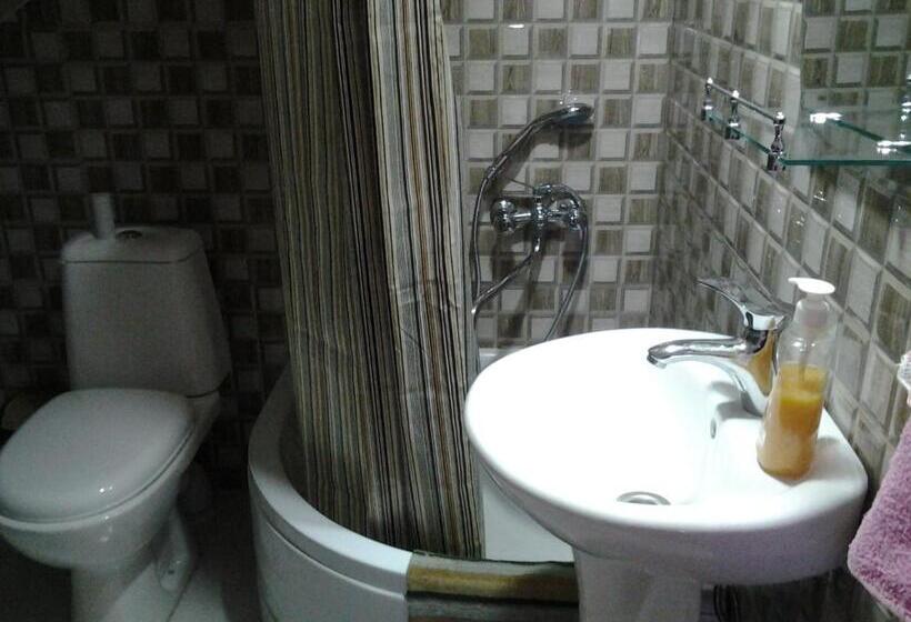 پانسیون Mari Guest House