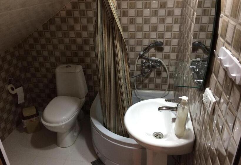 پانسیون Mari Guest House