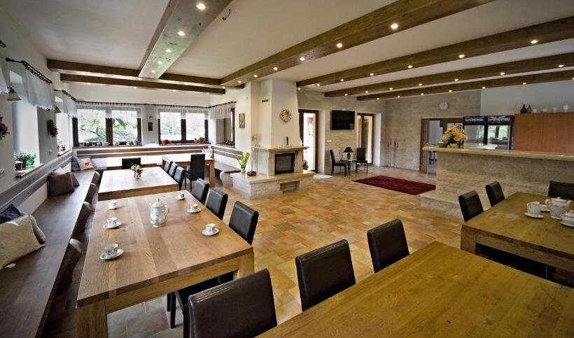 ペンション Penzion šejby