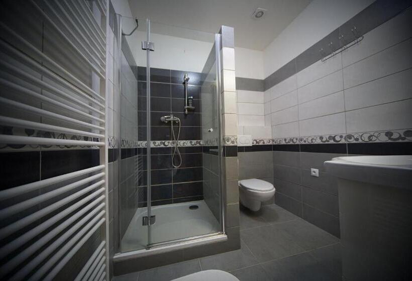 ペンション Penzion šejby