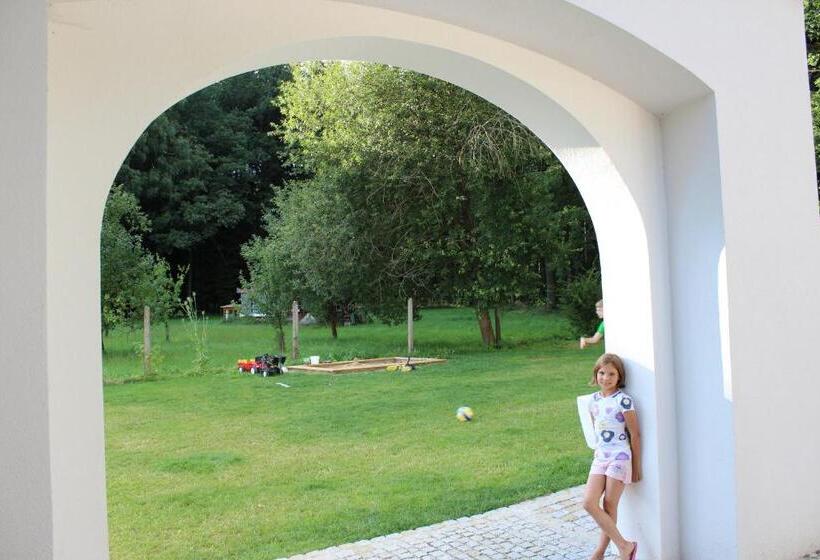 פנסיון Penzion Fořtovna