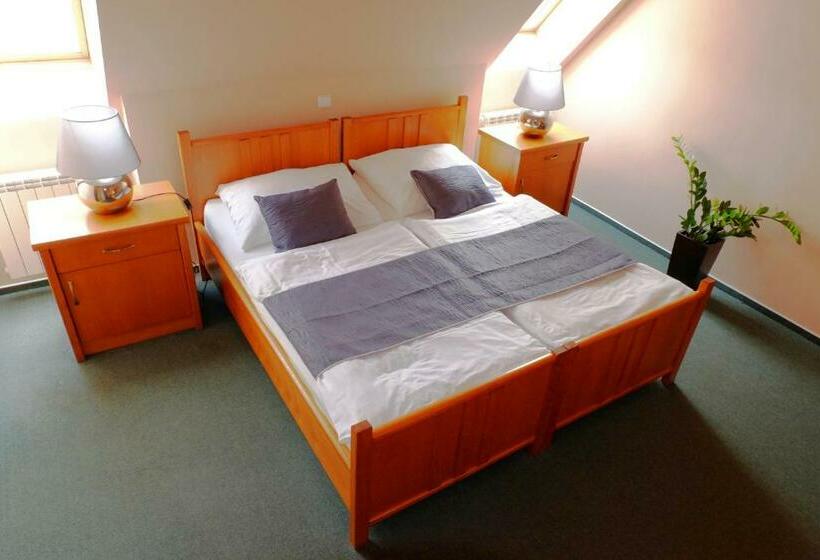 پانسیون Penzion Moravský Sommeliér