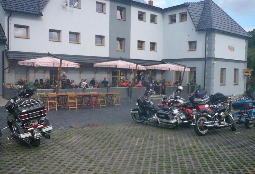 膳宿费 Penzion Pod Hůrkou