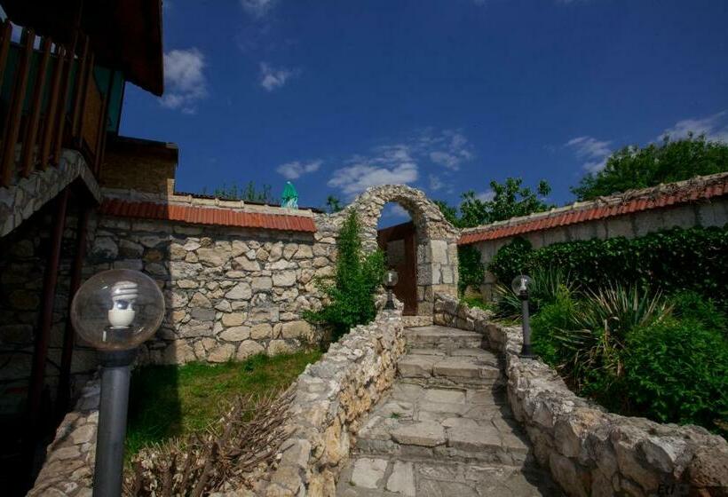 פנסיון къщи за гости Valdes