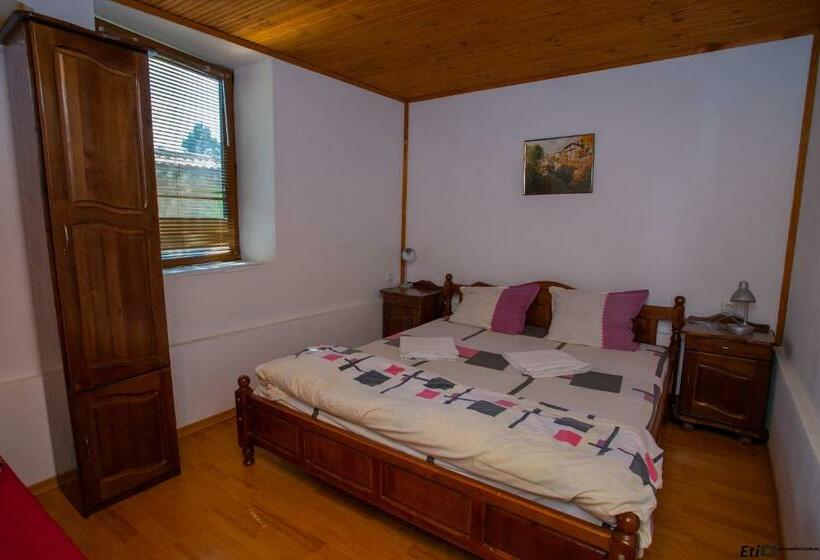 פנסיון къщи за гости Valdes