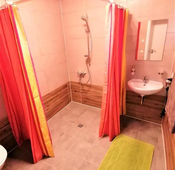 ペンション Speedys Bed & Breakfast