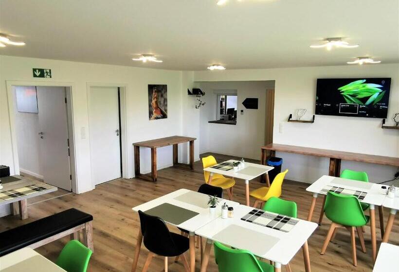 ペンション Speedys Bed & Breakfast